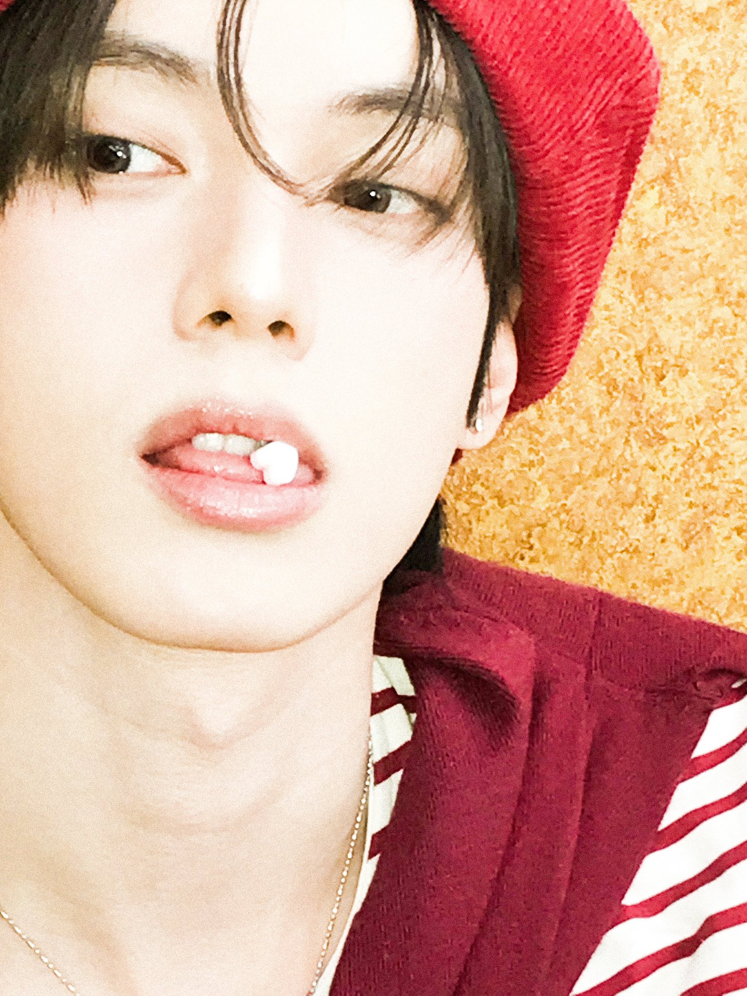 hUNPJY