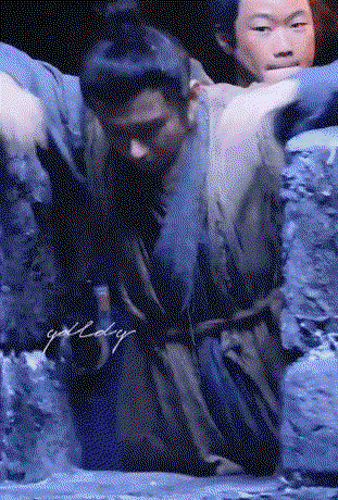 hUuGXn.gif