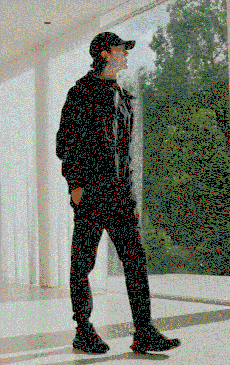 hjXbzm.gif
