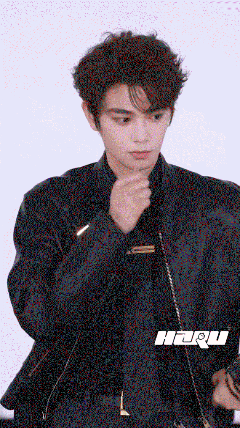 hqHtXk.gif