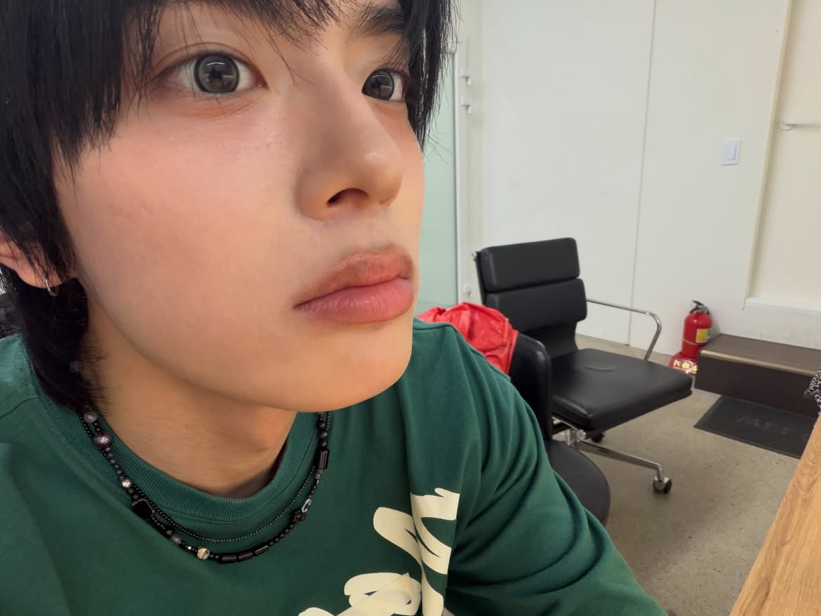 hwAcsJ