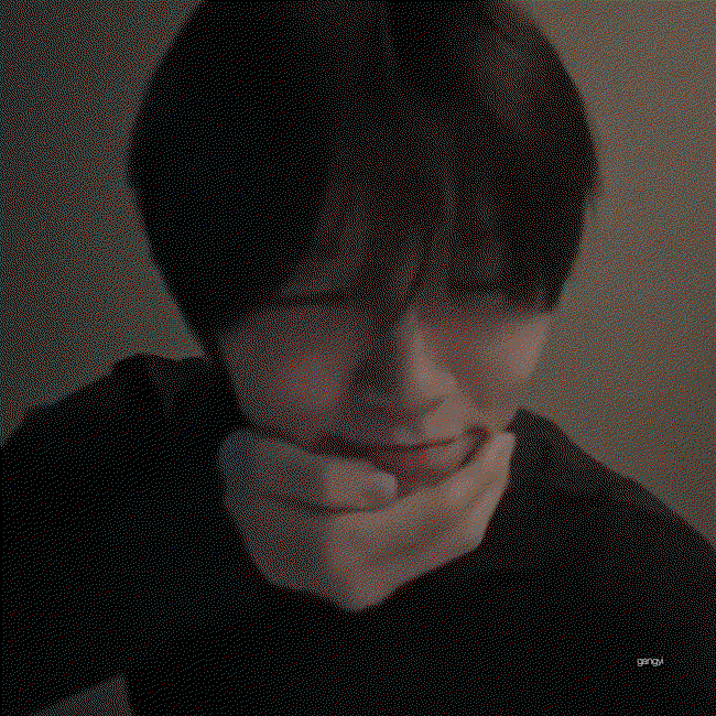 hwEyFY.gif