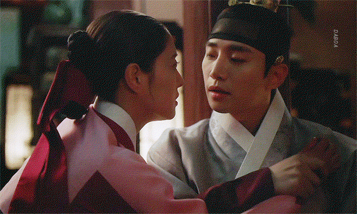 hyIzhO.gif