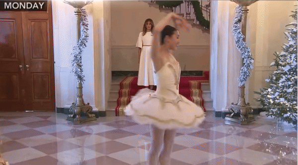 iAKvyV.gif