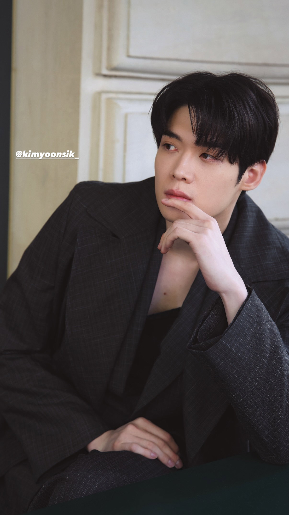 iBmHoB.jpg