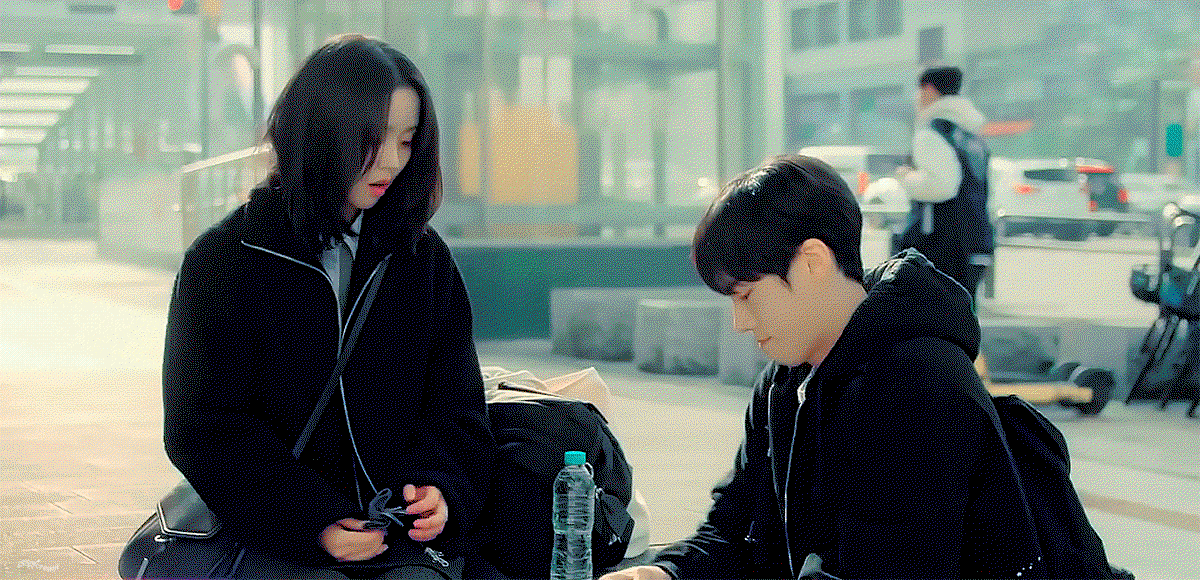 iCwpJm.gif