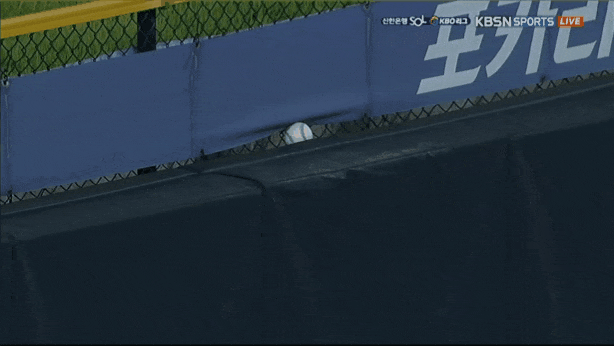 iEmZDc.gif