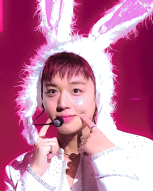 iNYhEU.gif