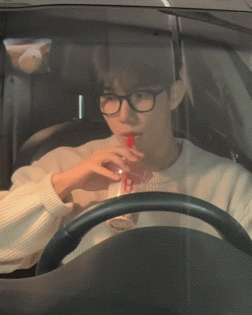 iOufGH.gif