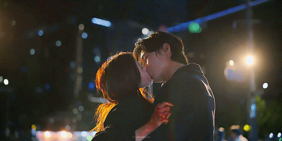 iYKIeS.gif