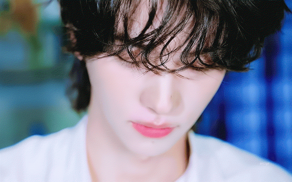 iYLlWY.gif