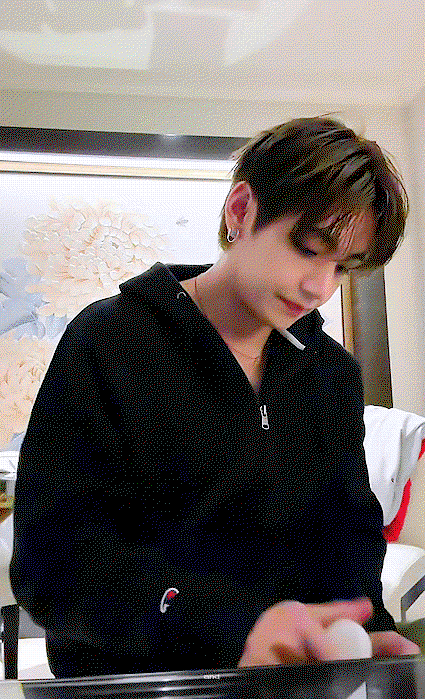 ioOxLN.gif