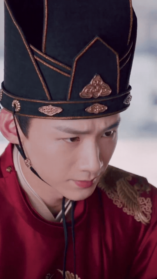 iuHOwG.gif