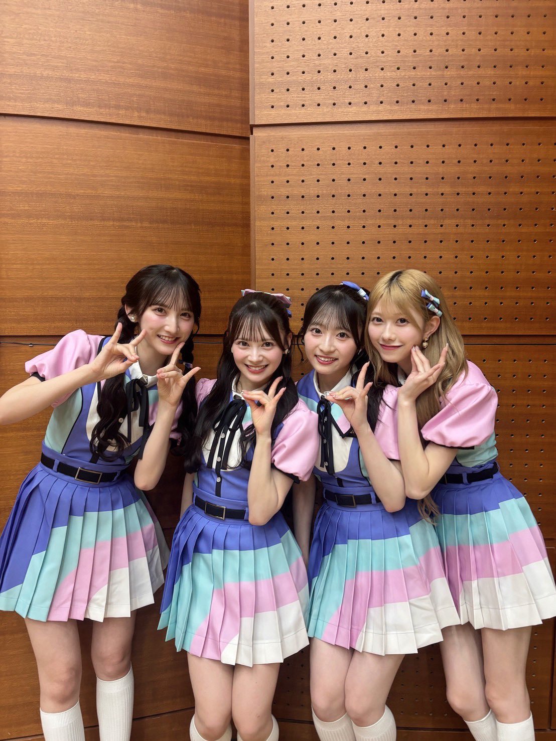 iuyeXf
