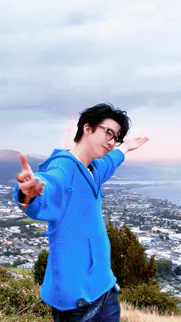 izoJmR.gif