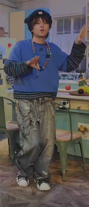 jAYeyJ