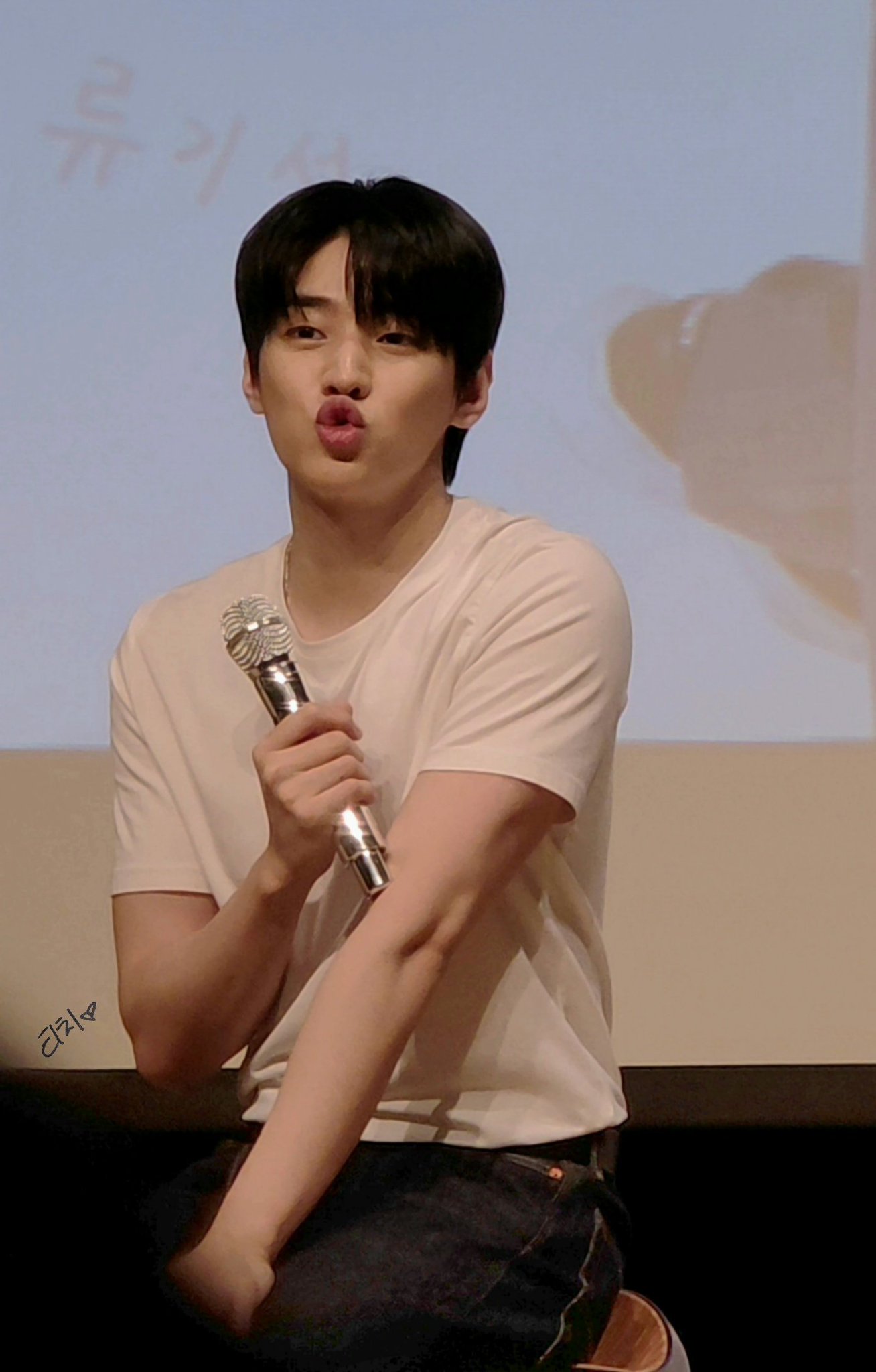 jAeGJR