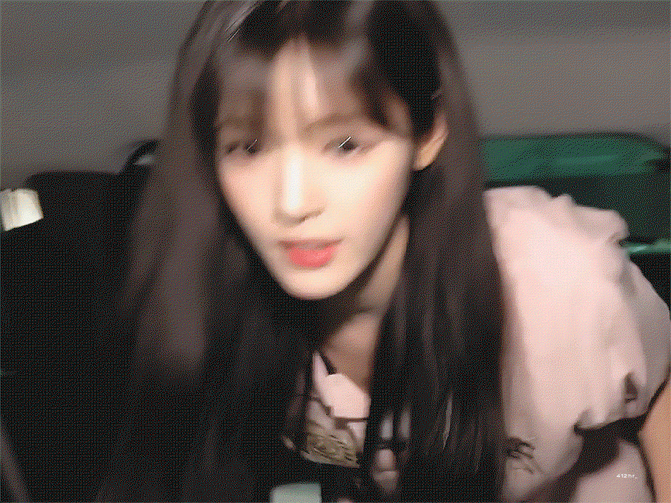 jAztFb.gif