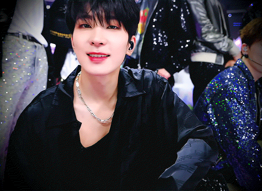 jBGUir.gif