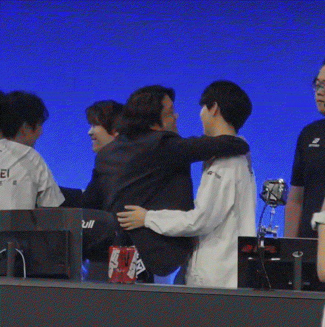 jBjDsk.gif