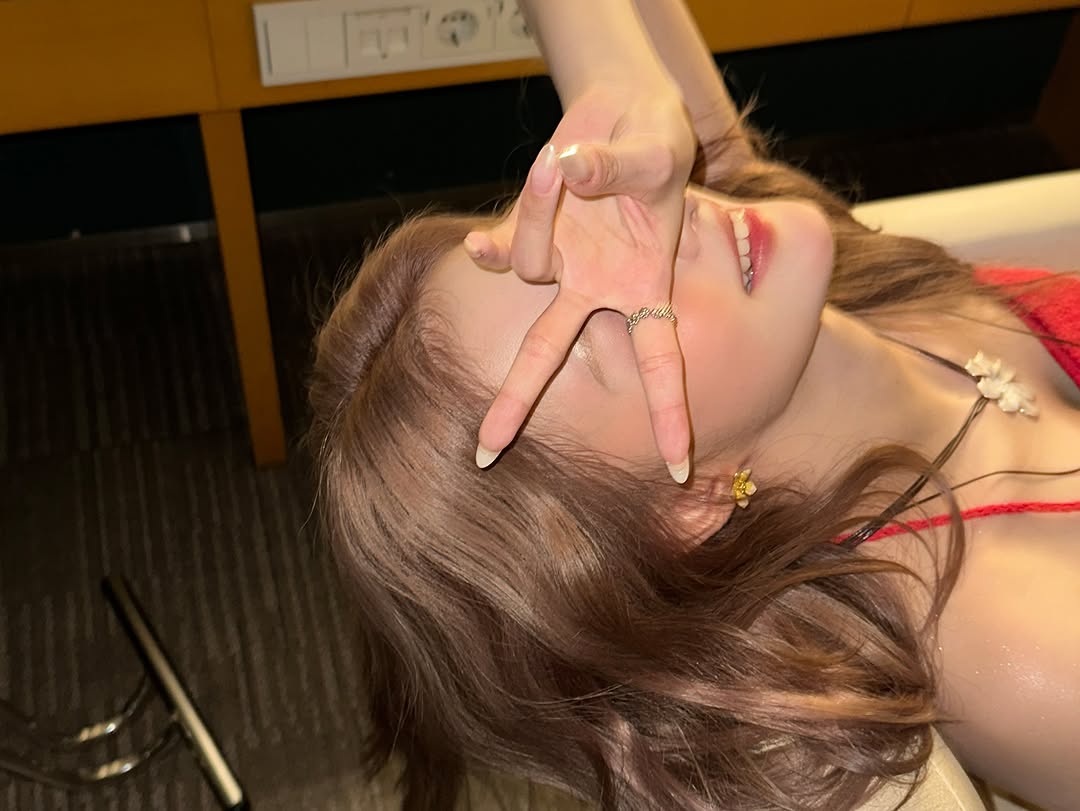 jTewXF