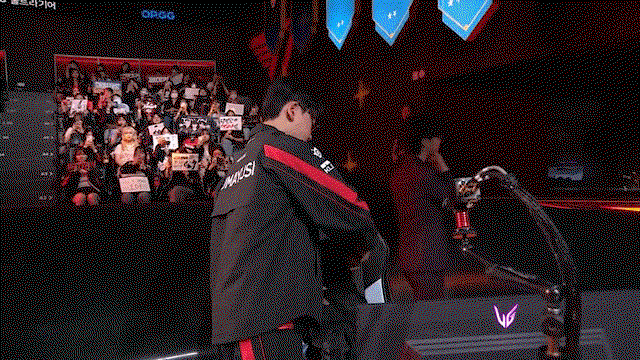 jTyZfq.gif