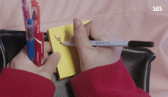 jYUlMA.gif