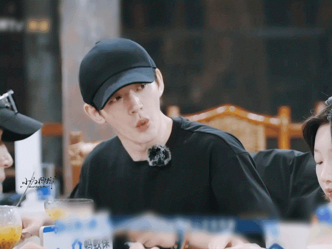 jhmQUN.gif