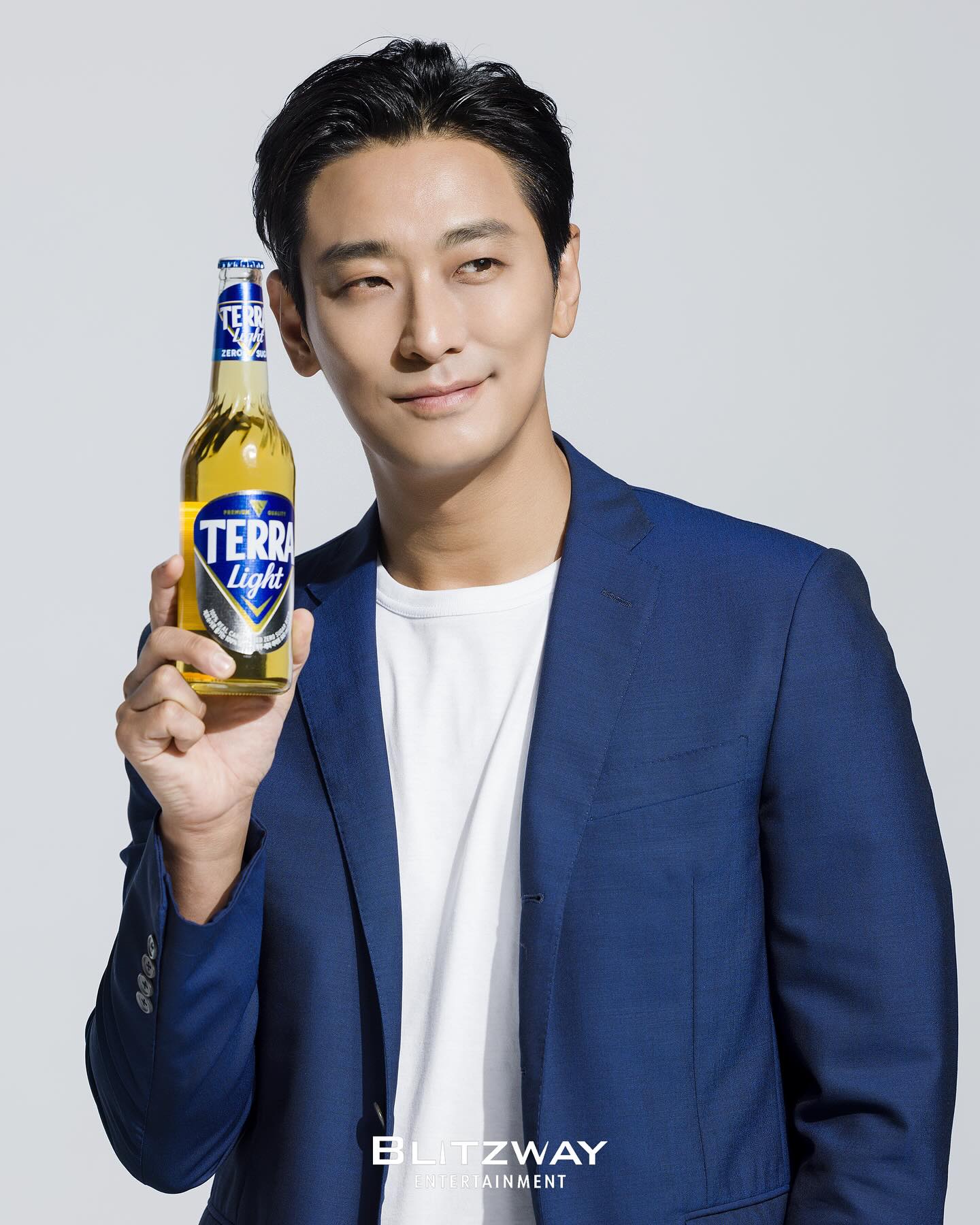 주지훈_테라라이트 광고 촬영 현장 비하인드 컷 09