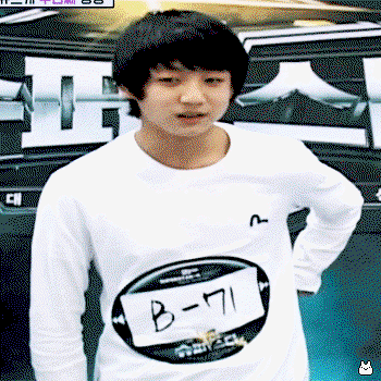 jywHLZ.gif