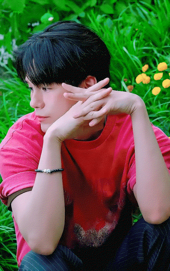 jzunrH.gif