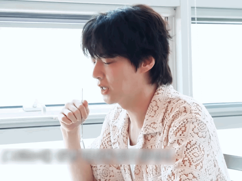 kAncYf.gif
