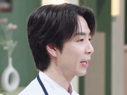 kGzUMW.gif