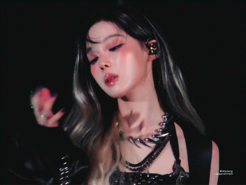 kHgBAp.gif