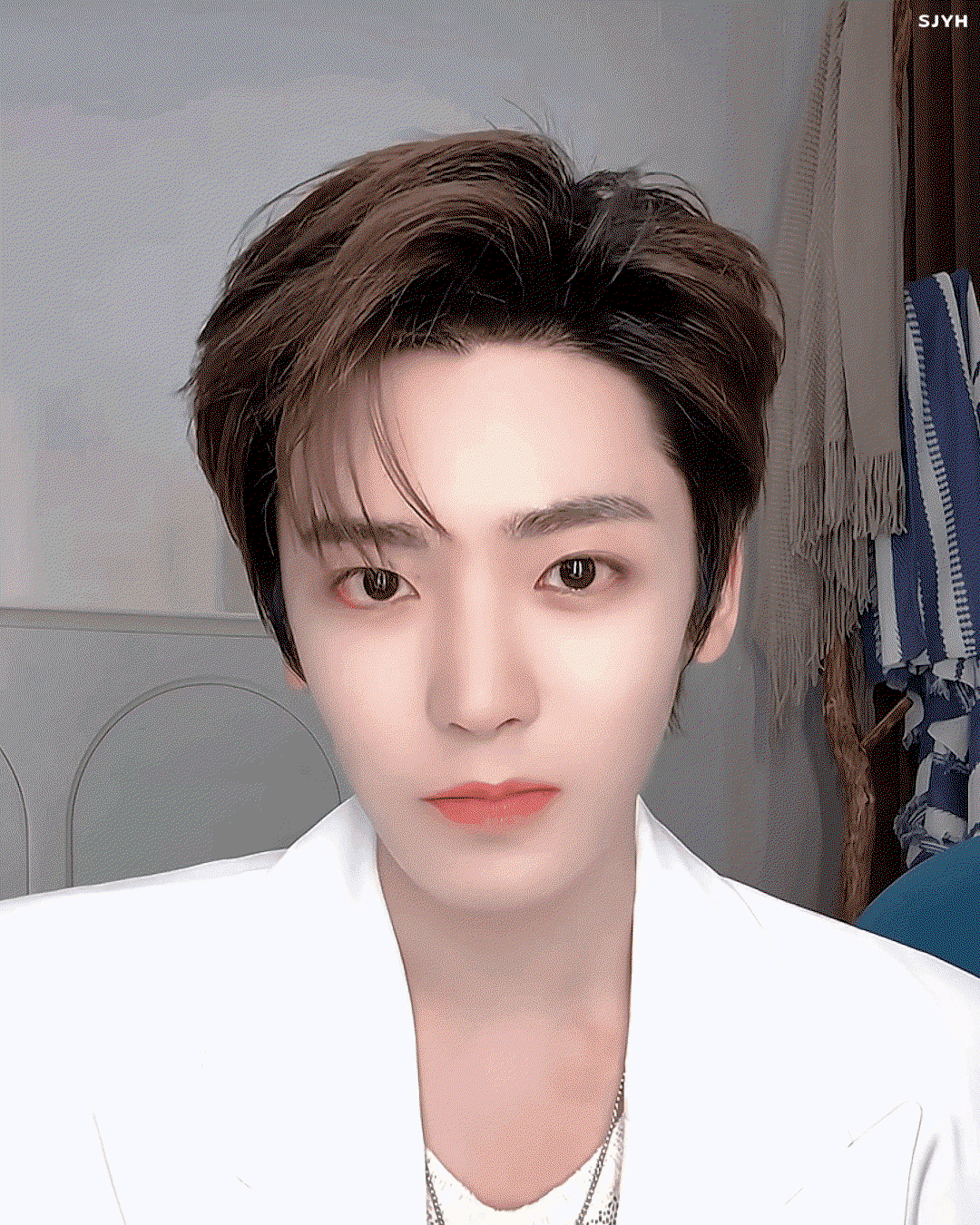 kJLzsg.gif