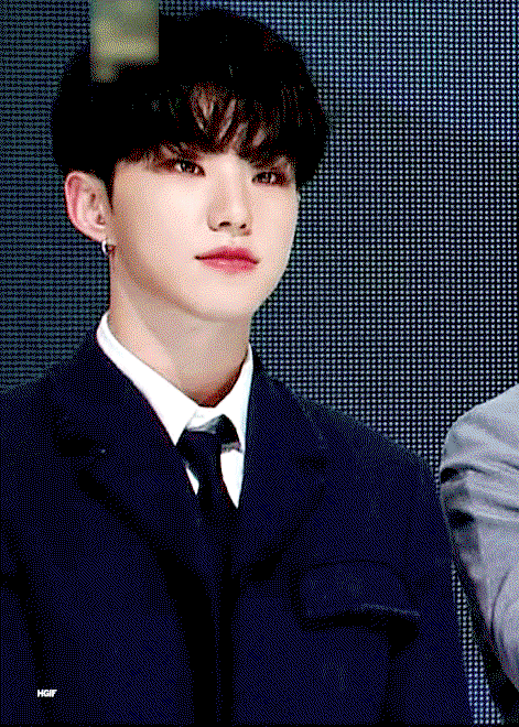 kKhPWW.gif