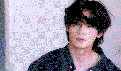 kNnjBK.gif