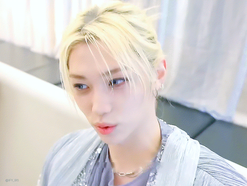 kNzkHU.gif