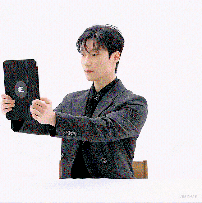 kQWGHt.gif