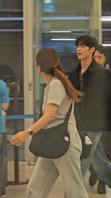 kRqreQ.gif