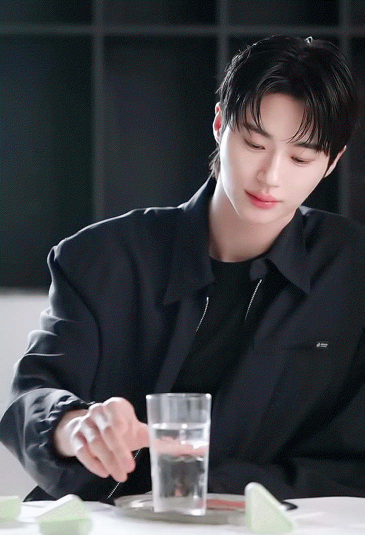 kTGQbr.gif