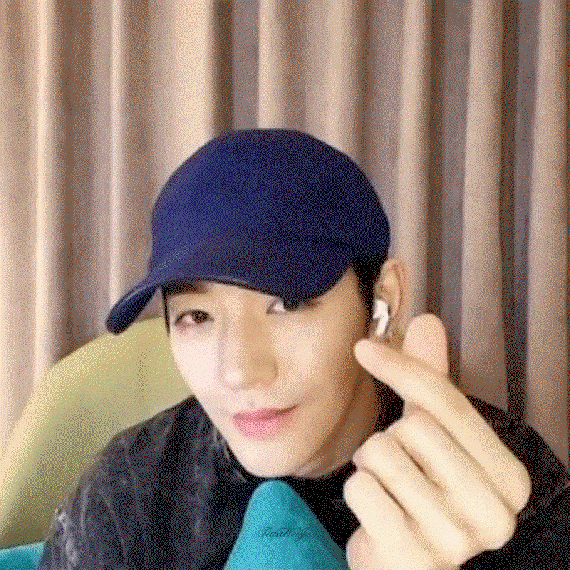 kXkKXr.gif