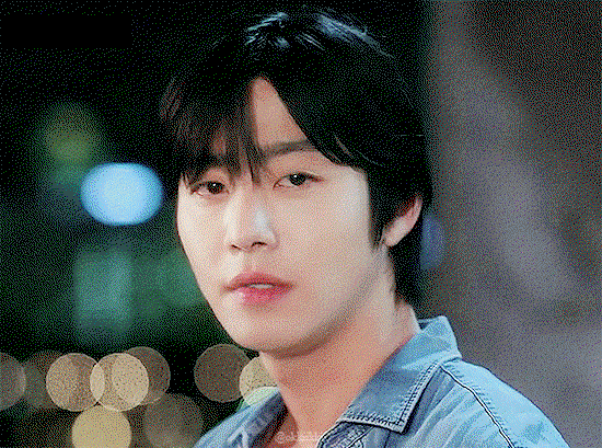 kYnhAd.gif