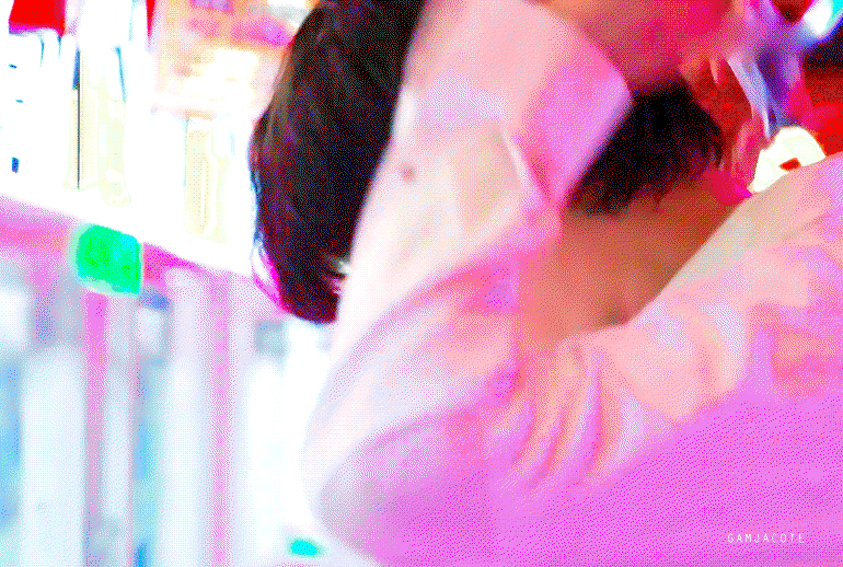 kaSpqf.gif
