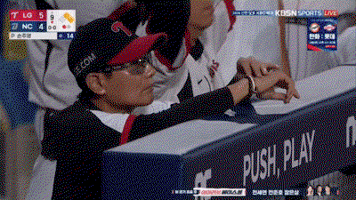 kbVyUc.gif