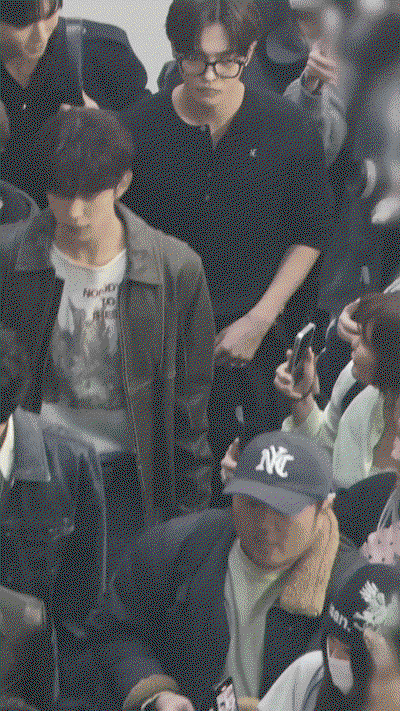 kbZjgq.gif