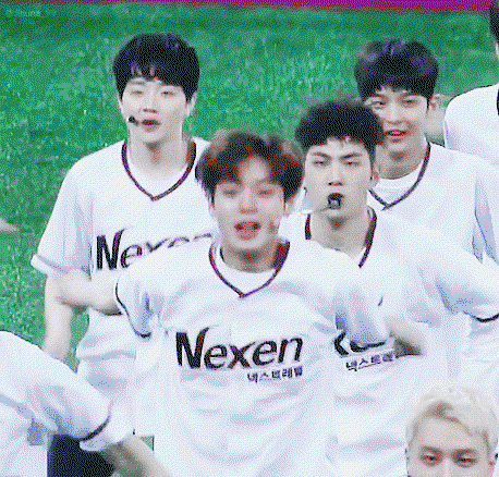 kbjqdX.gif