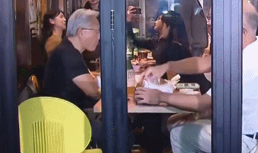 kfpfKM.gif