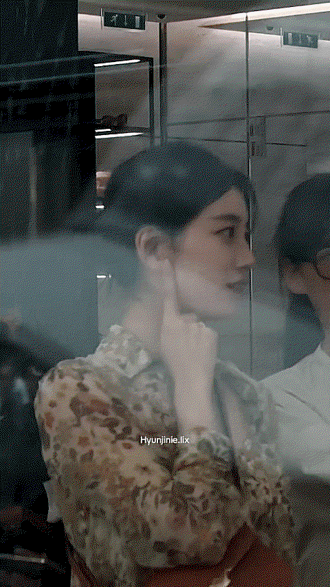 kgRjSE.gif