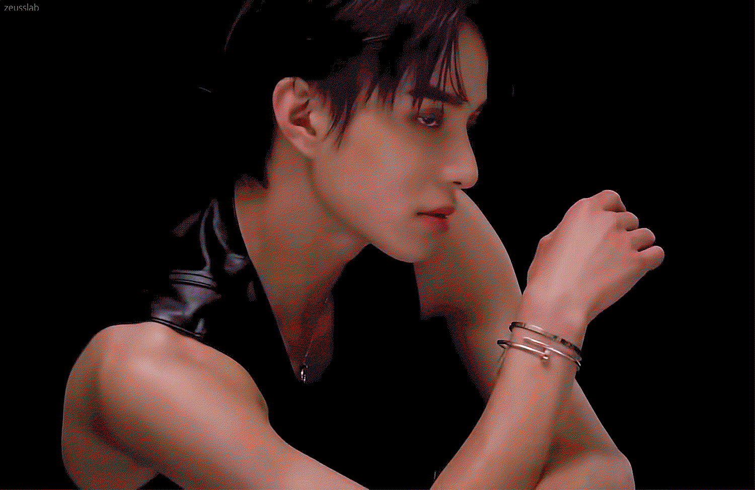 kisSWj.gif